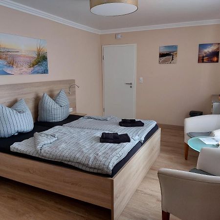 Appartamento Haus Strandlust- Gemuetliches Studio Direkt Am Duemmer Lembruch Esterno foto