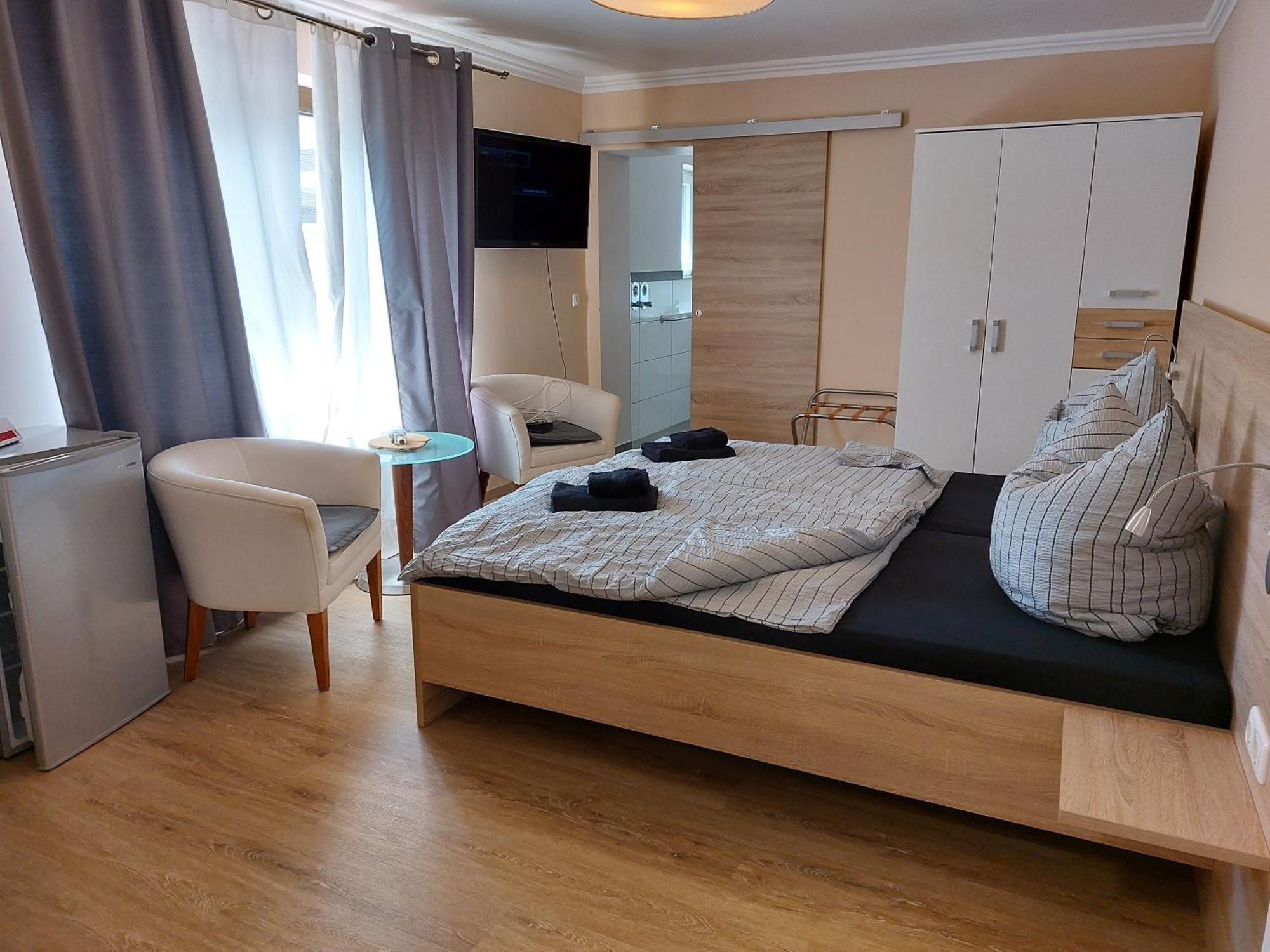 Appartamento Haus Strandlust- Gemuetliches Studio Direkt Am Duemmer Lembruch Esterno foto